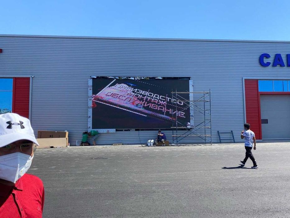 Бегущие строки, лэд экраны По всему Узбекистану