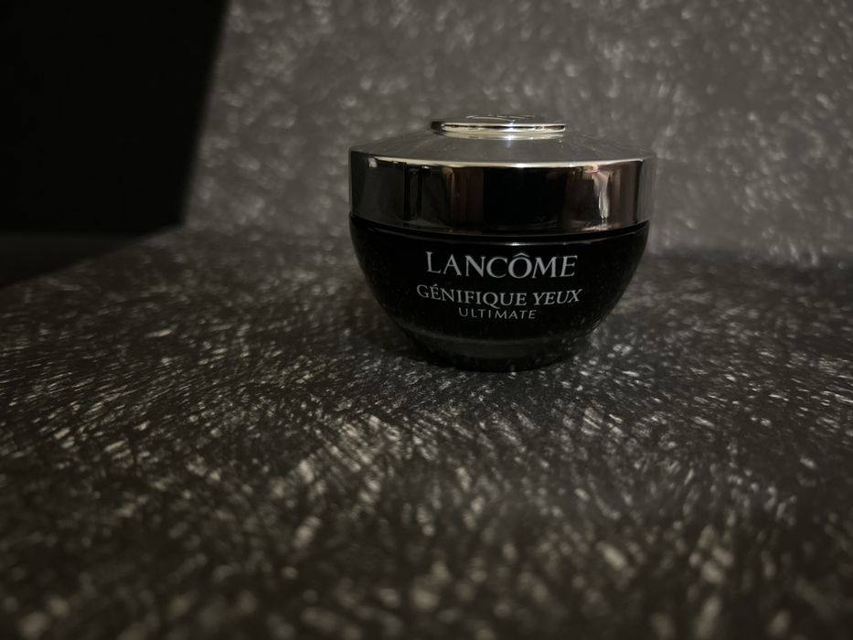 Продавам в комплект Lancome!