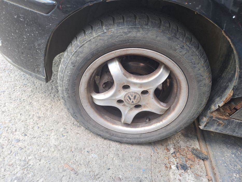 Jante din aliaj R14 5 spite 4x100 Anvelope iarna M+S Barum POLARIS 3 1