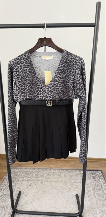 Michael Kors нов с етикет пуловер