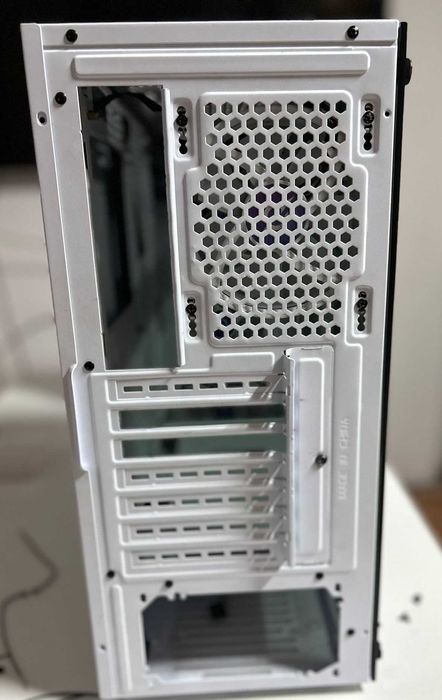 Carcasa AQIRYS Arcturus Middle Tower ARGB + Cooler AMD Wraith