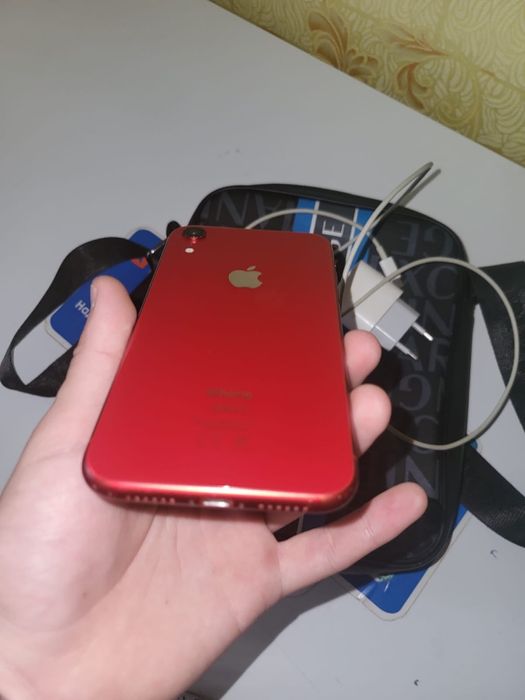 Iphone XR Красный