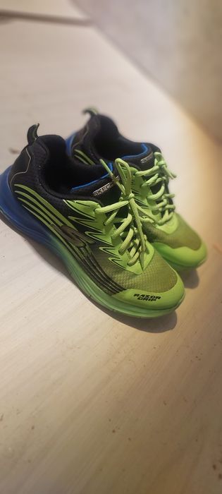Skechers кроссовки оригинал!