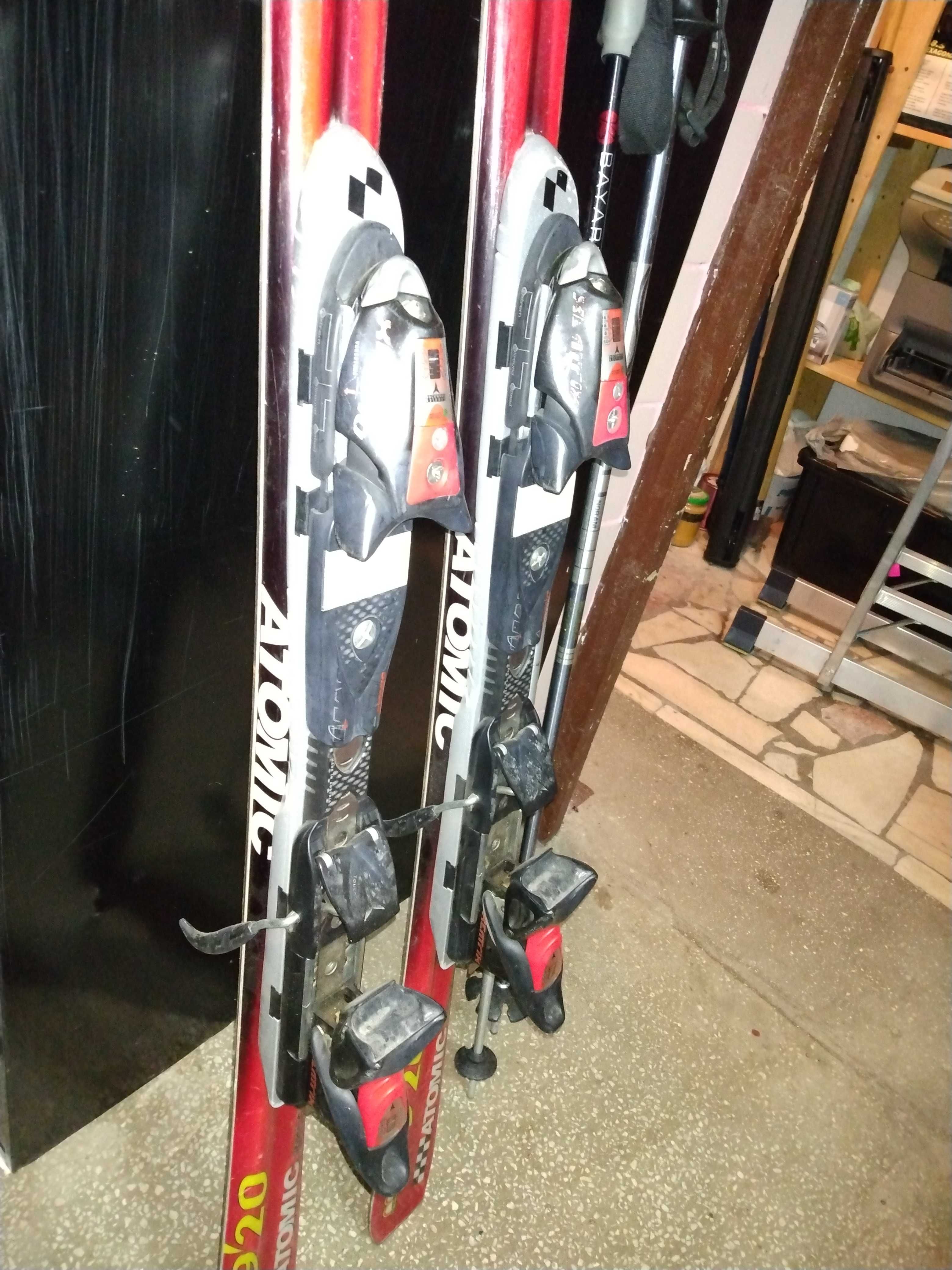 Echipament schi - schiuri, clapari , geanta clapari, ochelari ski,