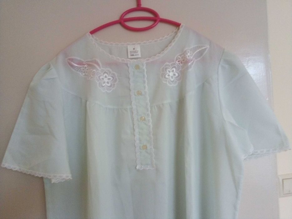 Нова лека нощница