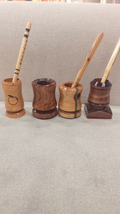 Офисная подставка для канцелярии из дерева