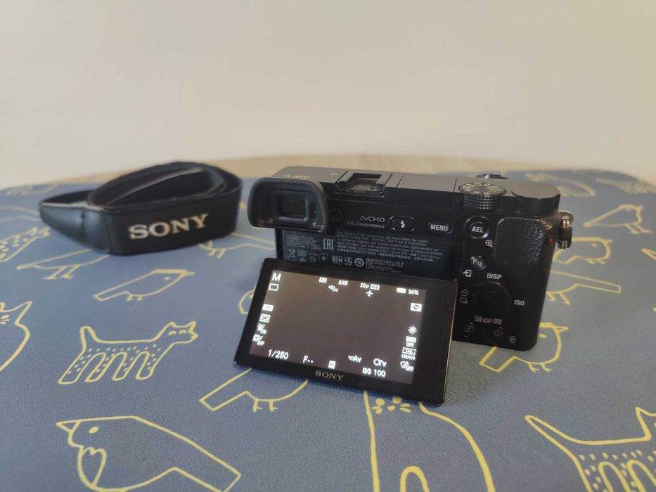 Kit foto complet Sony A6000 + 4 obiective+geantă Manfrotto