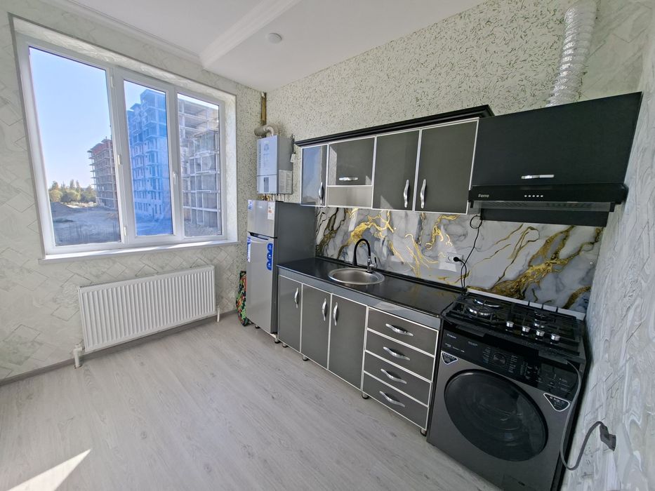 1 xonali yangi kvartira ijaraga beriladi.