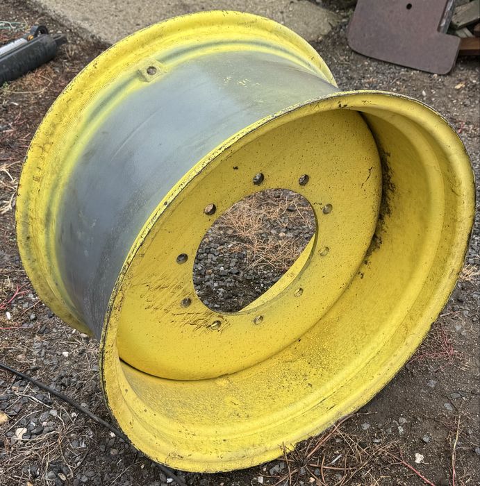 doua jante R28 15w28 john deere