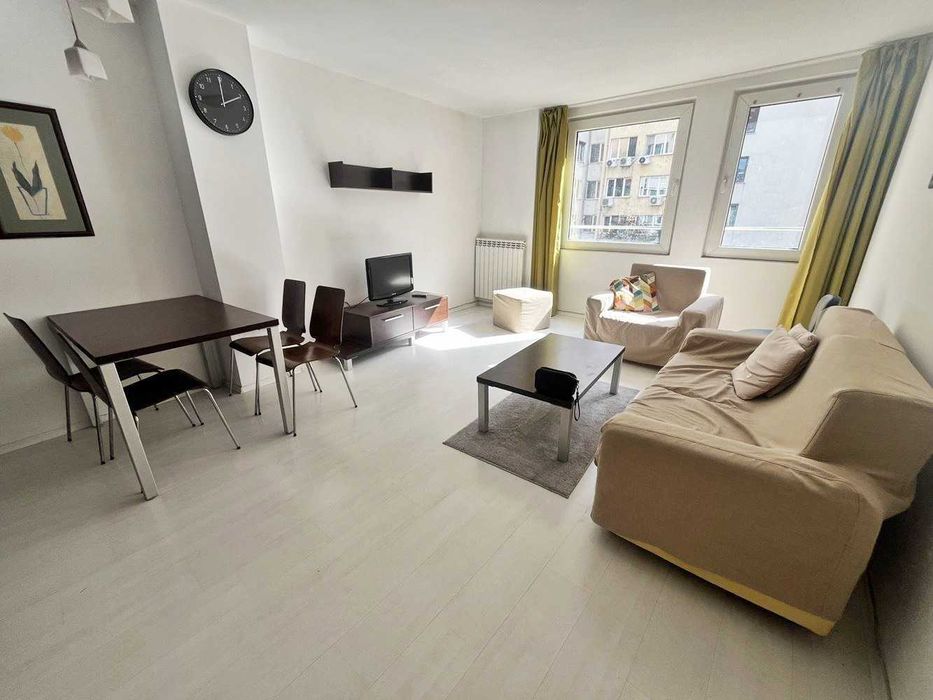 Продава се Тристаен апартамент в София, Медицинска академия - 96 кв.м за 3056 €/кв.м - Снимка #2