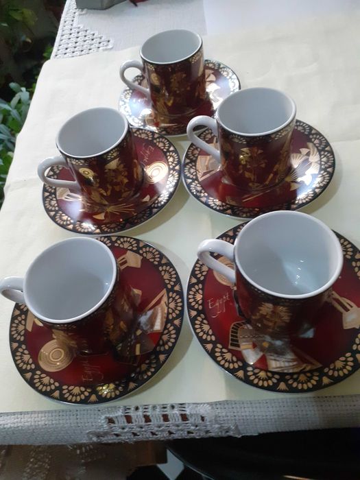 Serviciu cafea - 5 cești + 5 farf. porțelan, glazură Lemoges, 110 ml.