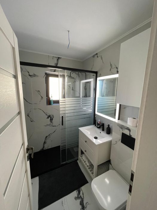 Apartament cu 2 camere complet renovat 2025