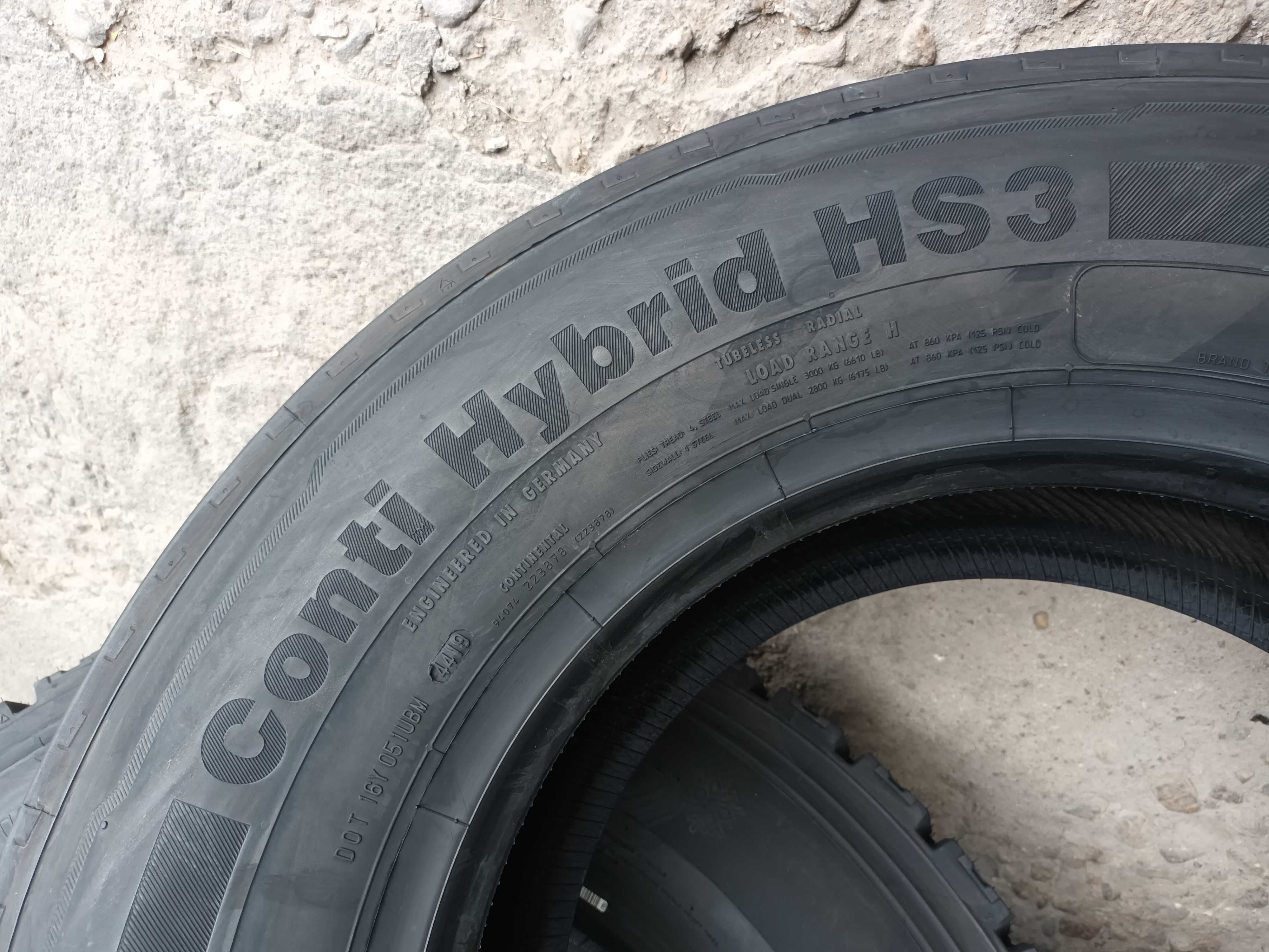 2 Нови гуми 285/70 R19.5 Continental ContiHybrid HS3 146/144M M+S 16PR