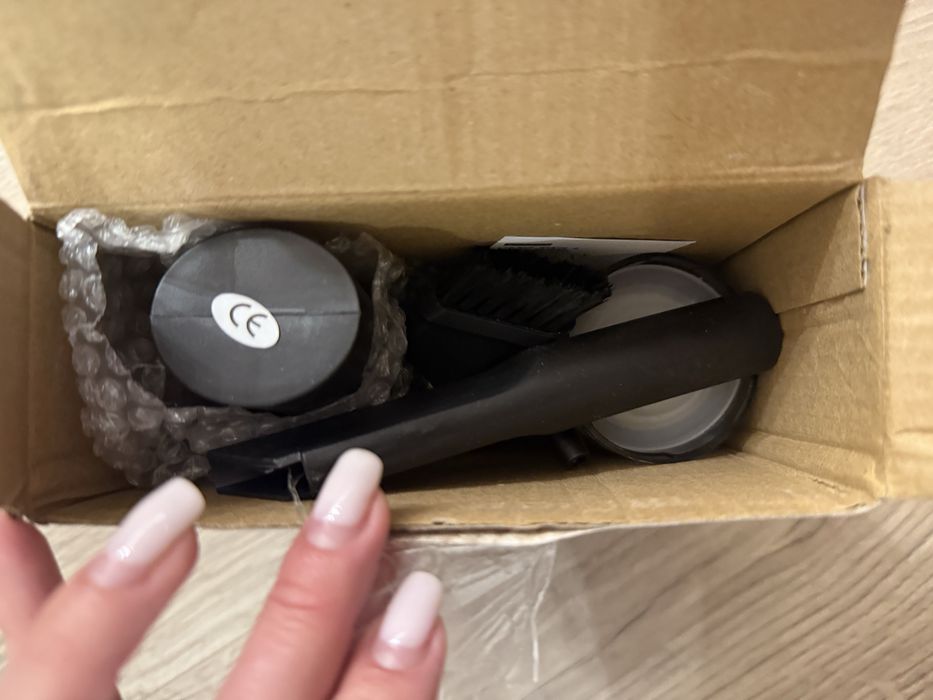 Mini aspirator 3 in 1 cu UDB