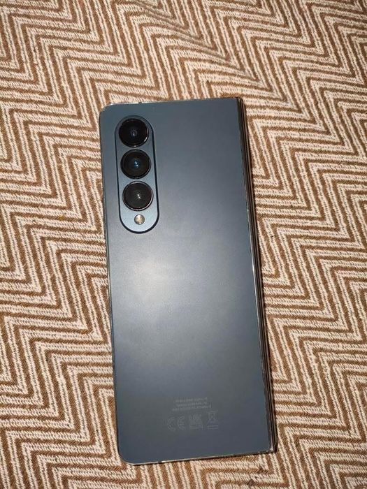 Бартер Samsung Galaxy Z Fold 4 512gb