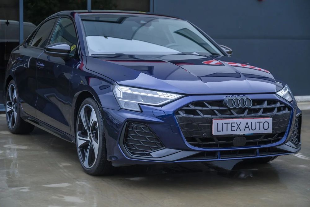 Audi A3 Audi A3 RS Line pachet interior/exterior 2025