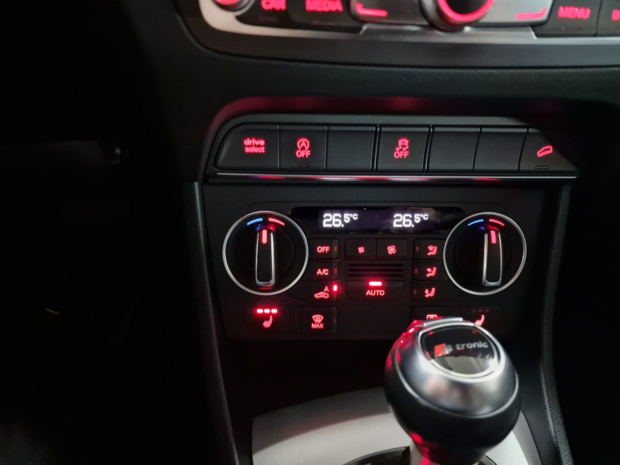 Продавам Ауди Q3 2.0 TDI 184 кс. Quattro