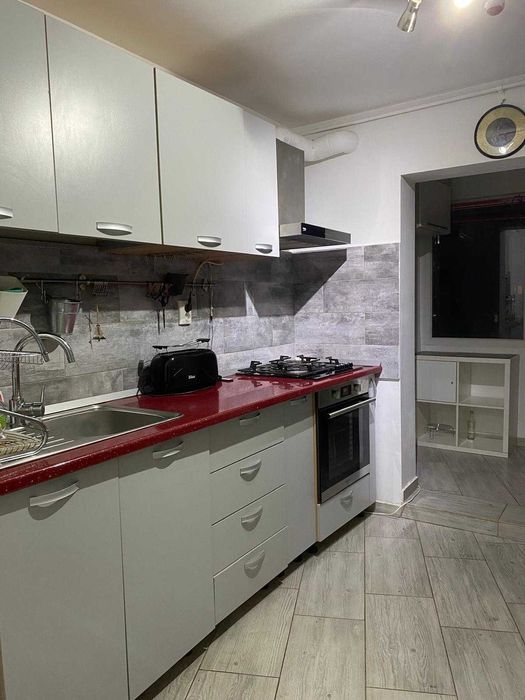 Inchiriez apartament 2 camere - zona Doamna Ghica