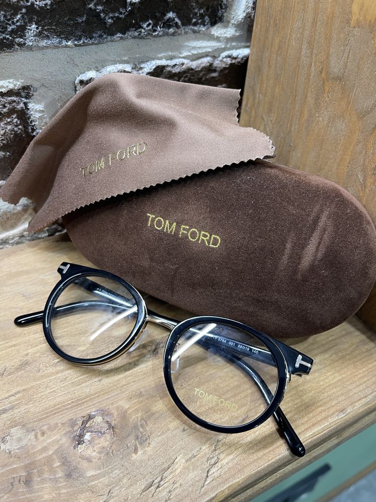 Очила Tom Ford.