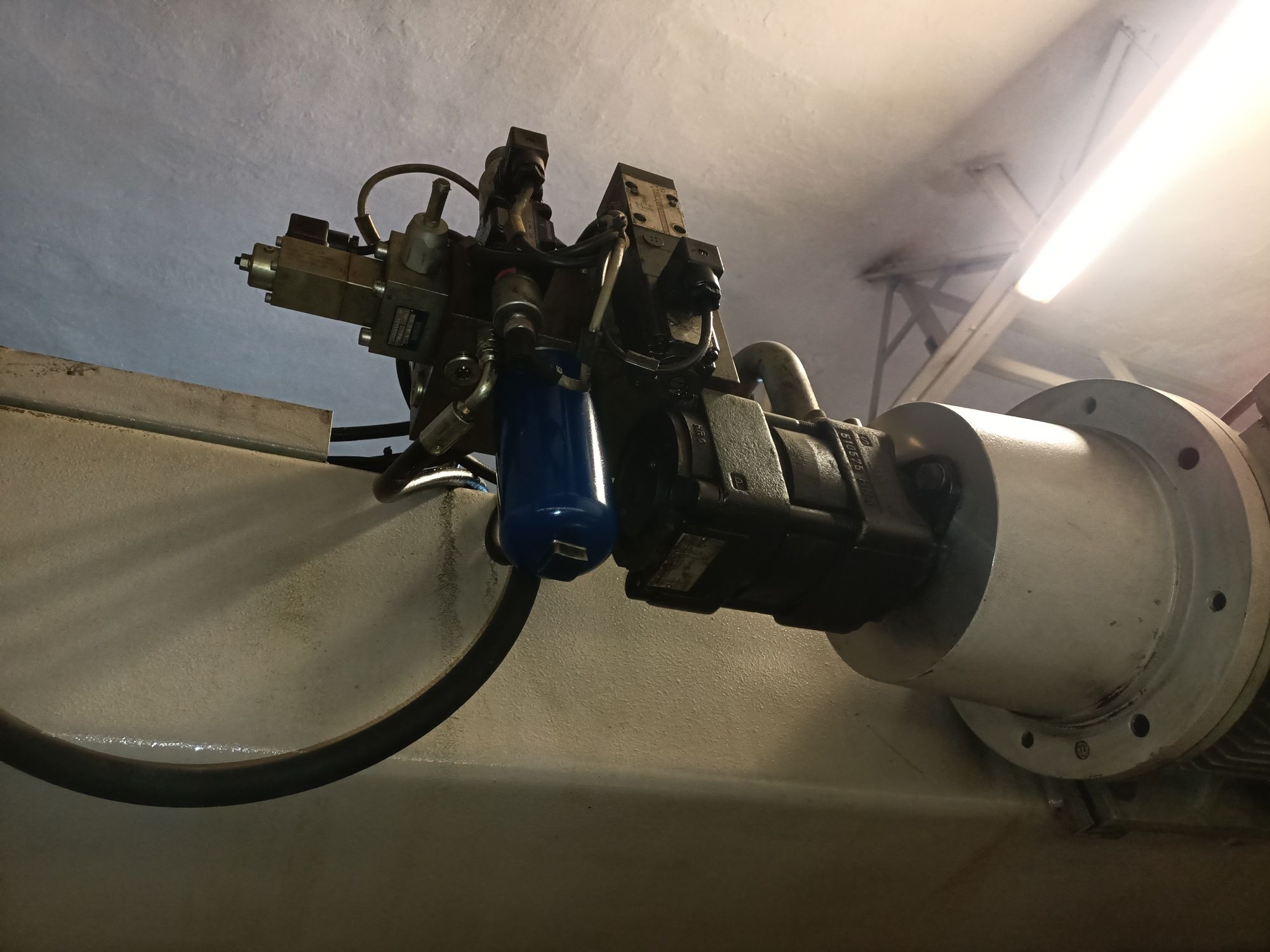 Abkant Bystronic CNC 4100 mm 6+1 axe 150 tone