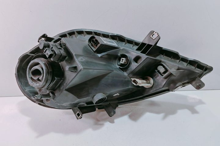 Far Stanga  8200701354 / 93859829 Nissan Primastar prima generatie (f