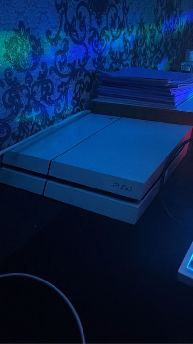 PlayStation 4 slim 512gb