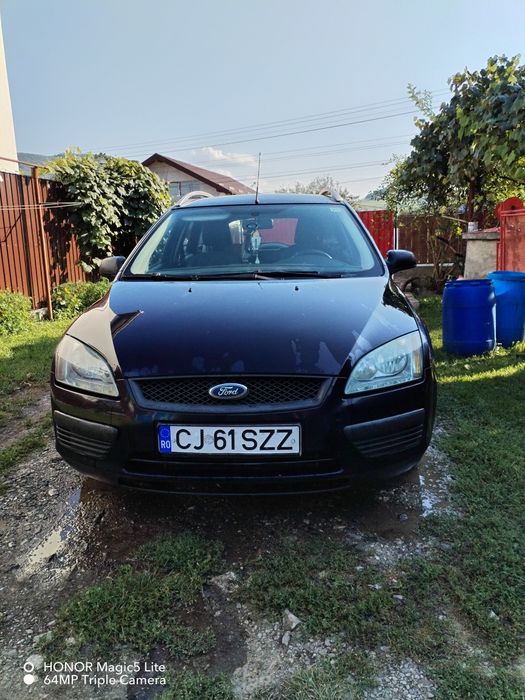 Vând Ford focus 2