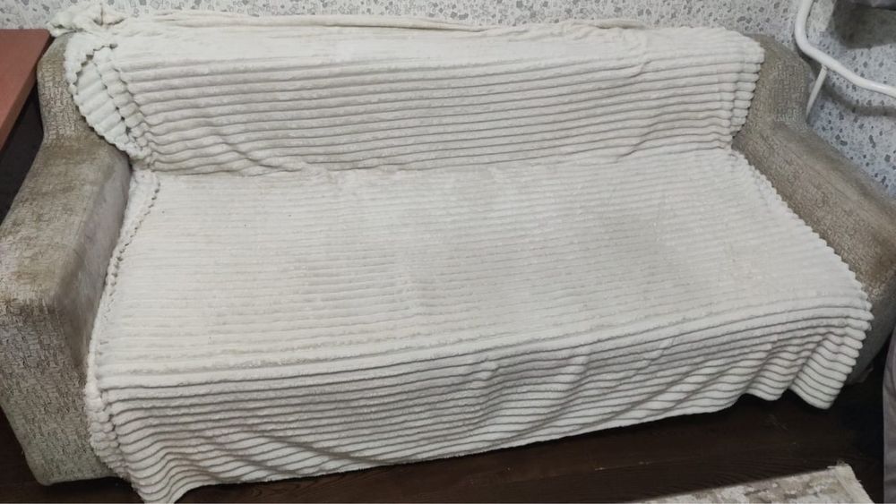 Отдам бесплатно  диван!