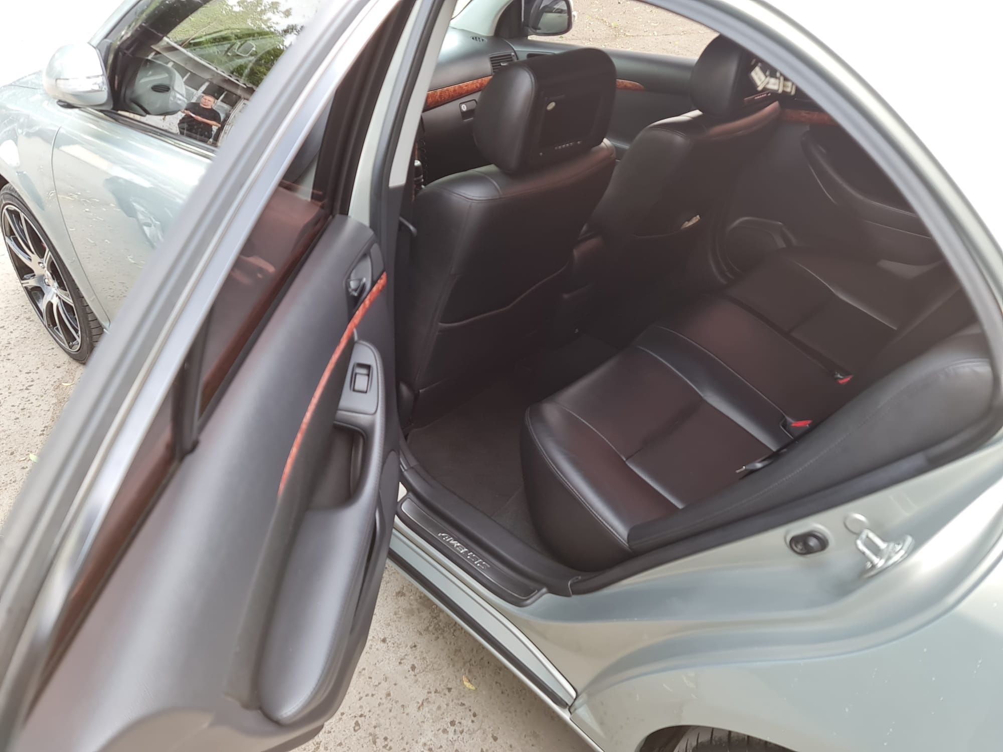Dezmembrez Toyota Avensis T25  2008