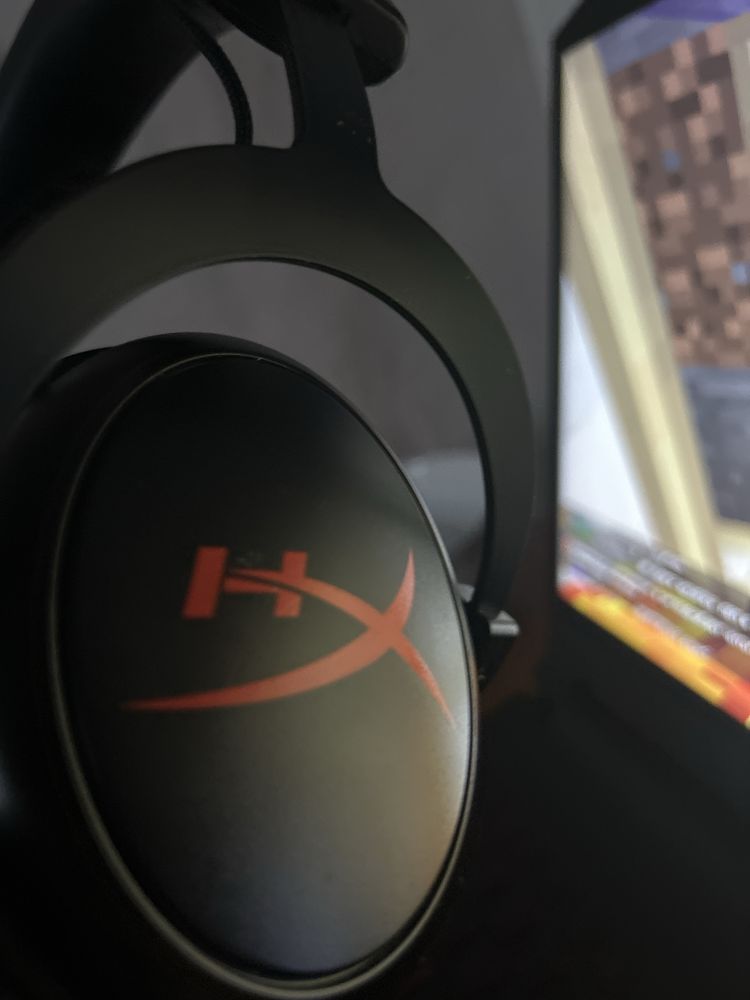 Hyper x Cloud 2 Headphones