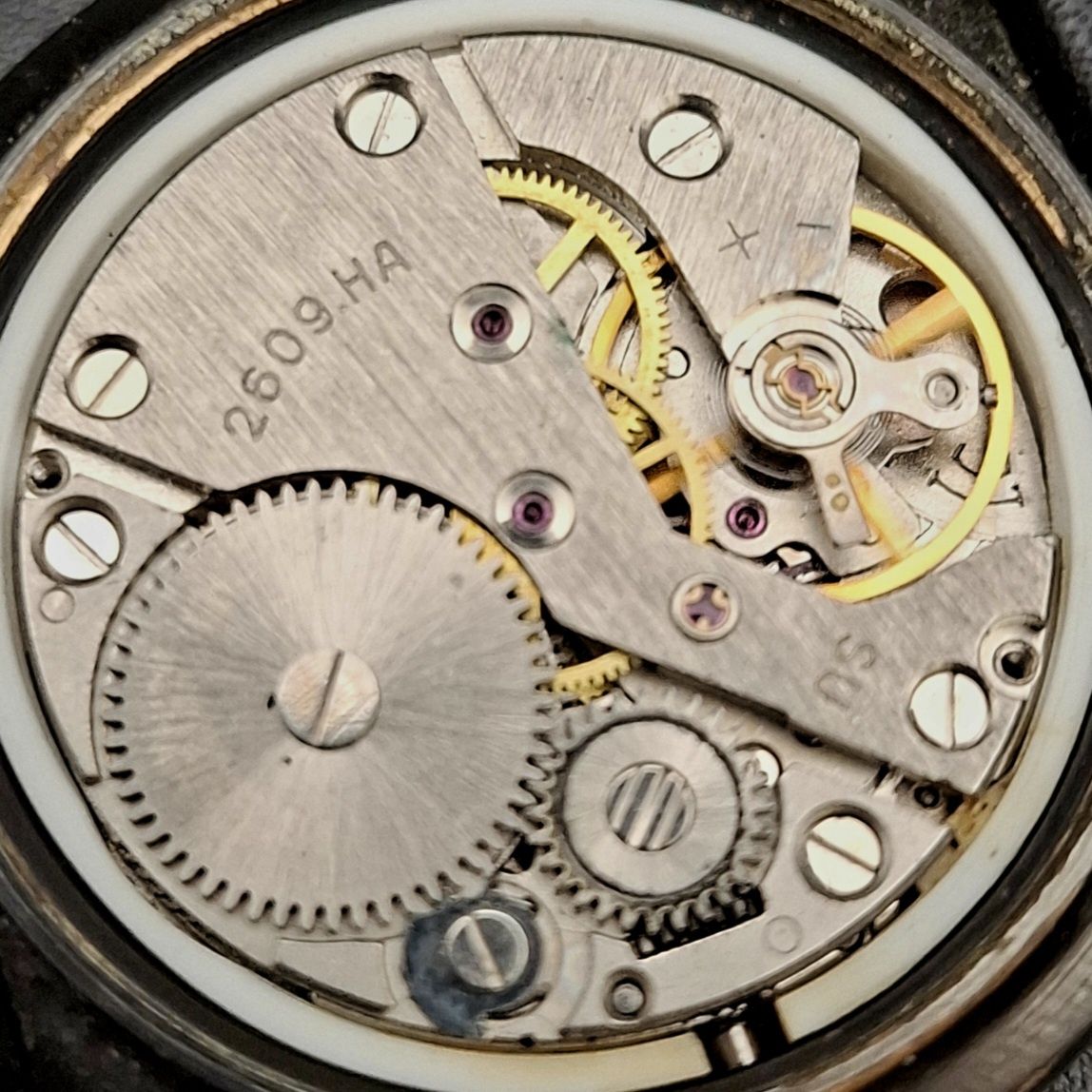 Ceas mecanic Raketa