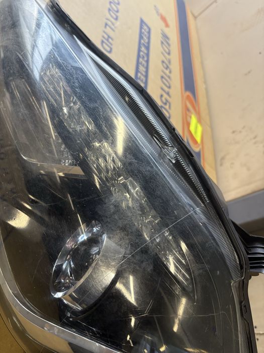 Suzuki Sx4 s-cross 2018 година Ляв Лед Фар Led