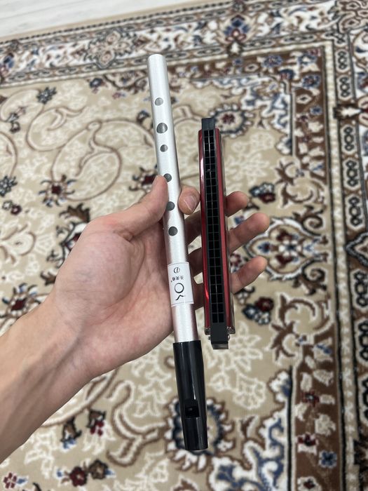 Продам гармошку и вистлу