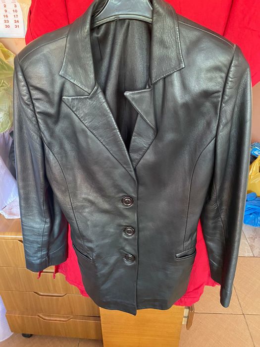 Haine de piele mai multe modele