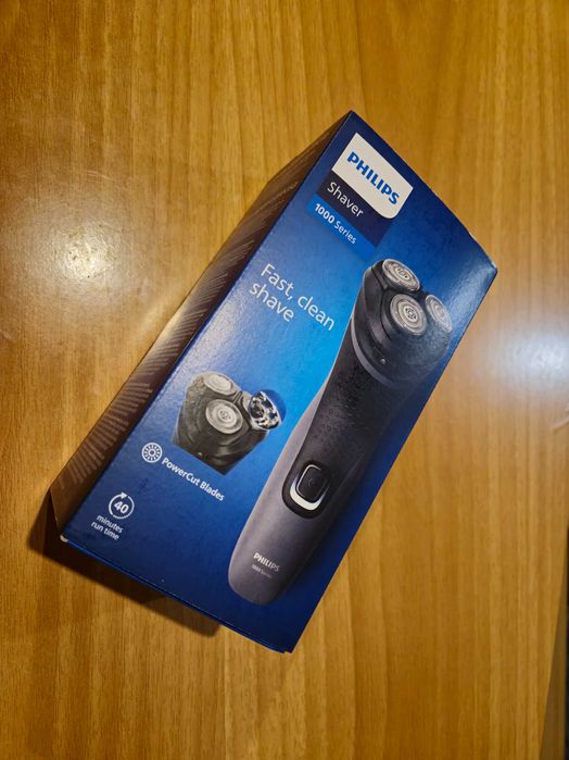 Aparat de ras Philips NOU