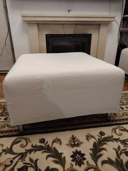 Пуф бял две броя