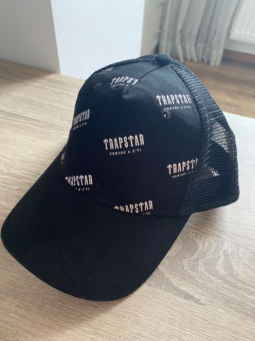 Sapca Trapstar Decoded Allover Mesh Snapback