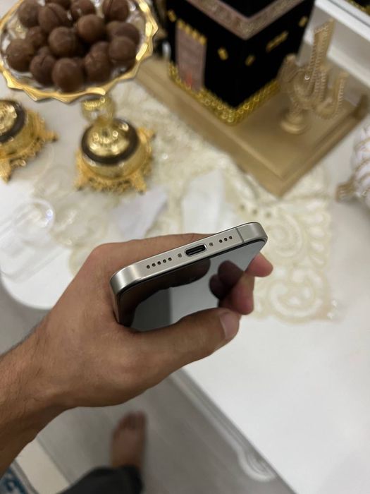 iPhone 15 Pro 256gb 90%