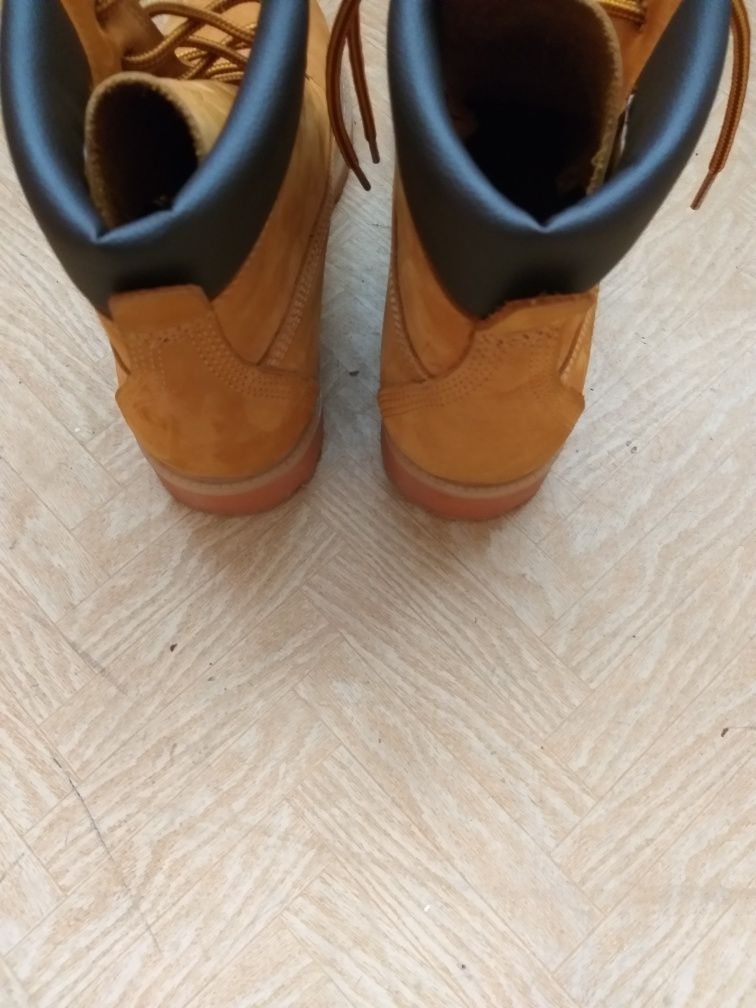 Ghete din piele camel