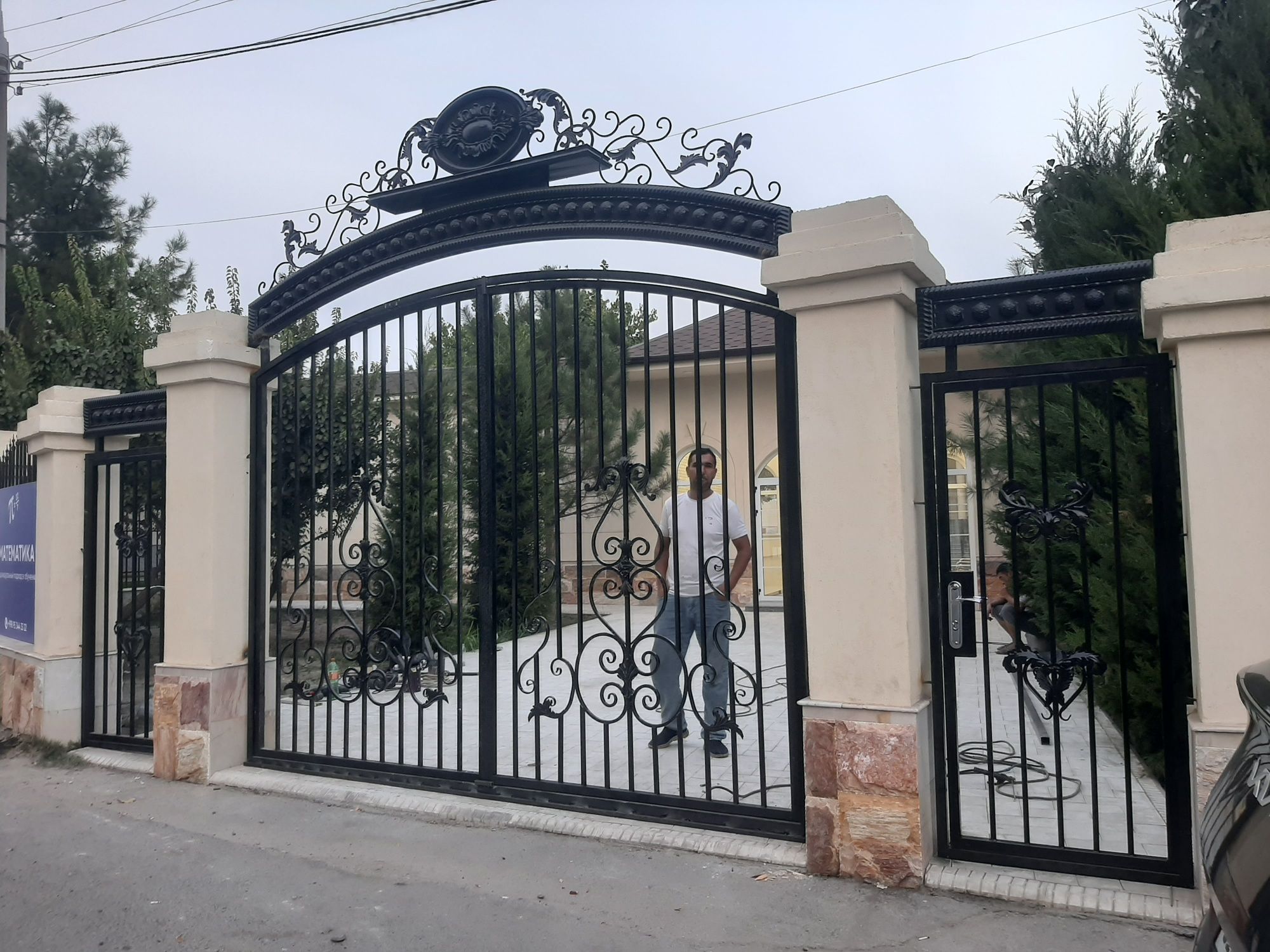 Решетки перила навесы