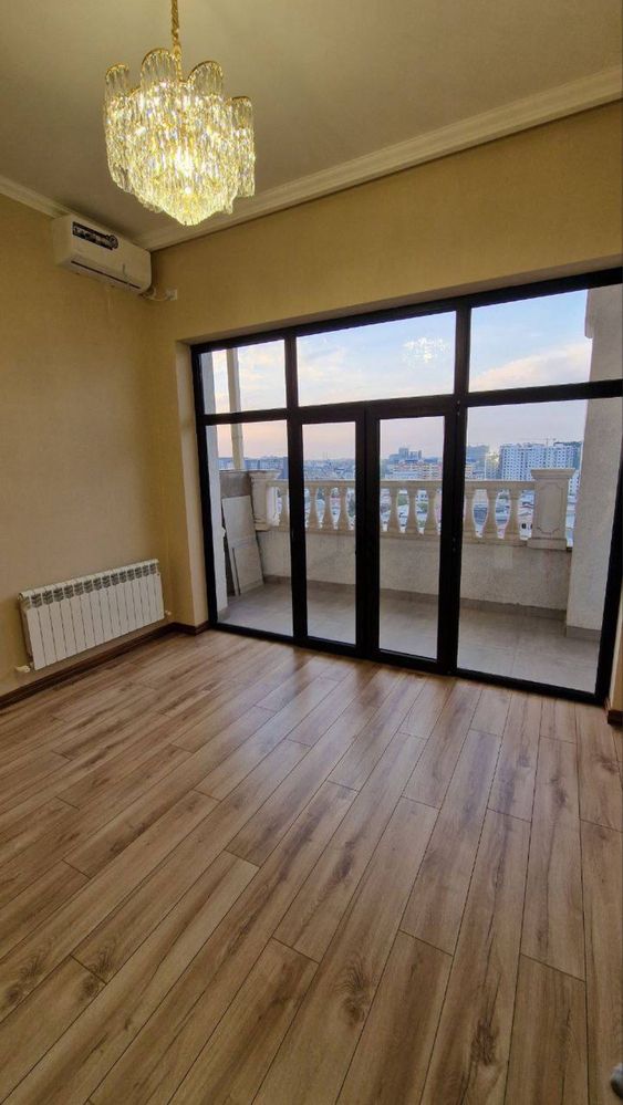 Продаётся 5-и ком квартира ЖК «Милано», 200м2. Яккасарайский район.