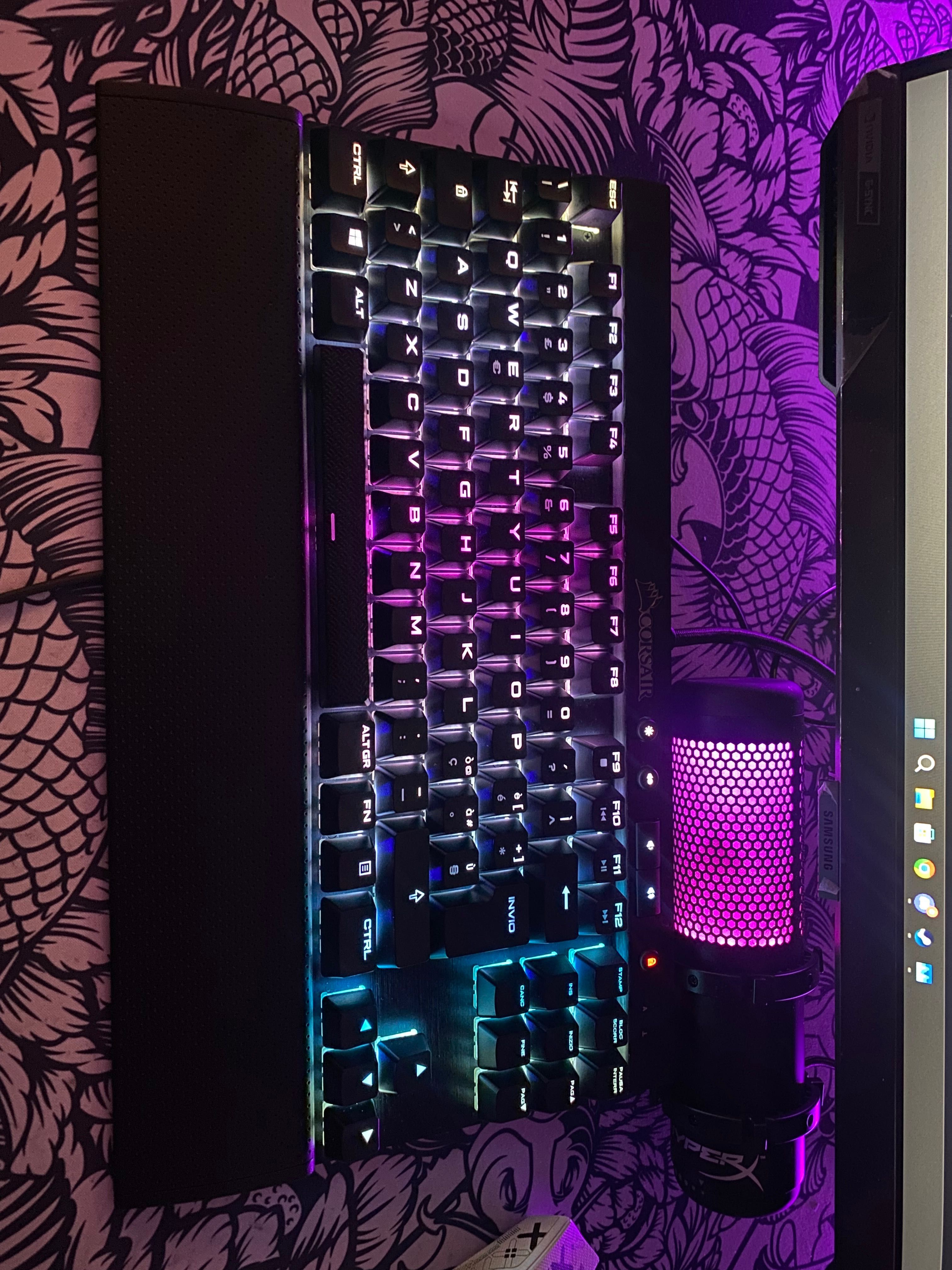 Продавам Геймърски Компютър | Ryzen 5600x|RTX 3080| 32 DDR4|