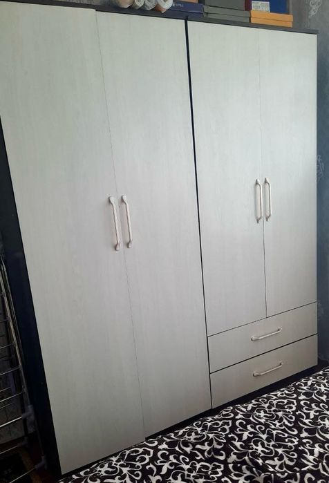 Шкаф в хорошем состоянии