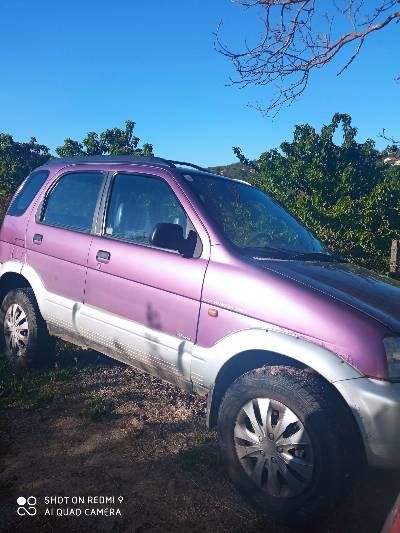 Джип Daihatsu с прогорена гарнитура