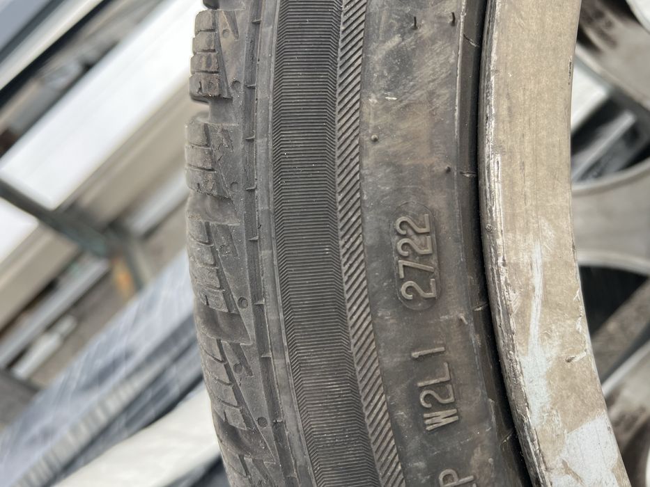 4 бр. Зимни гуми continental и 4 бр. Зимни barum polaris 5 245/40-18