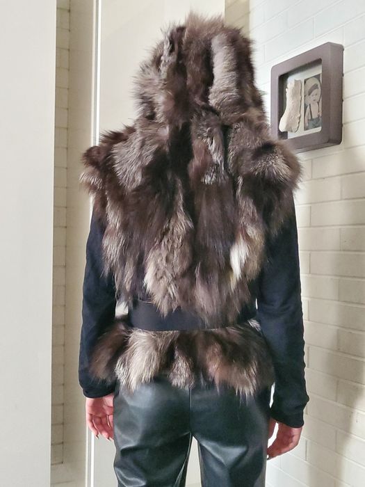 Елек лисица с качулка