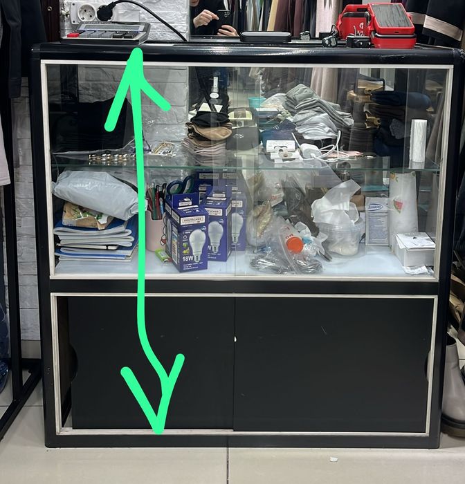 Витрина манекен стол. В хорошем состоянии