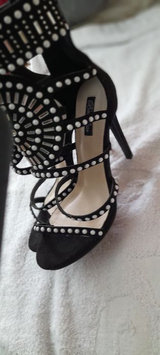 Sandale foarte elegante