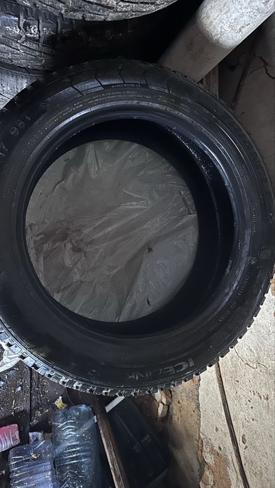 Продам шины колёса  резина трианжел 215/55/17