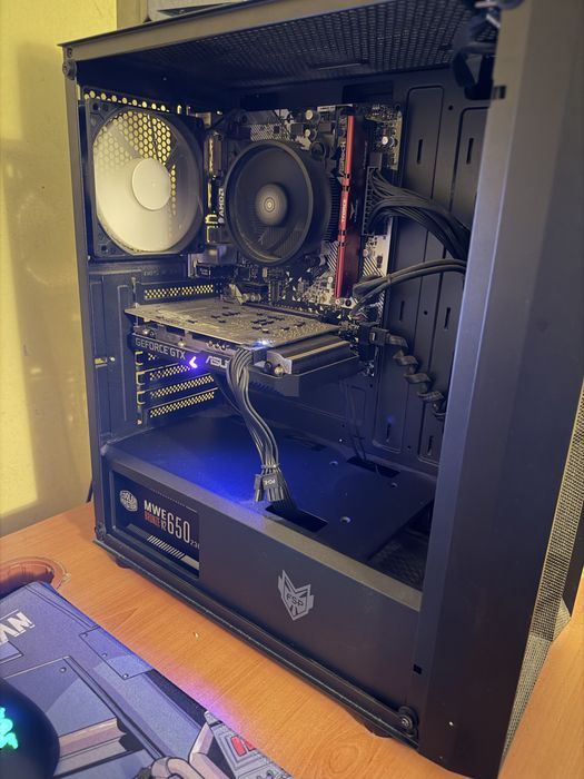 Геймърски компютър